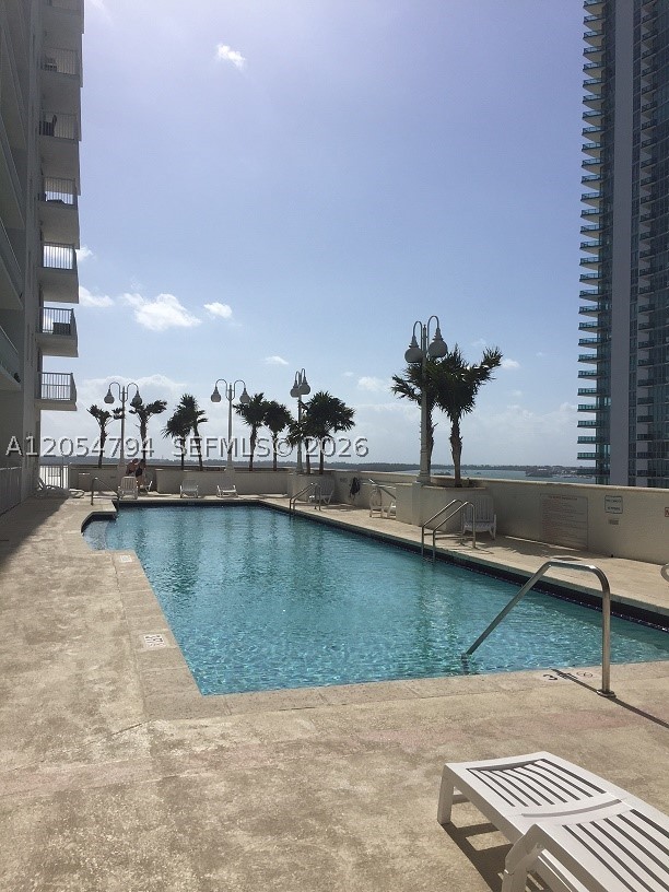 1200 S Brickell Bay Dr #3317, Miami FL 33131