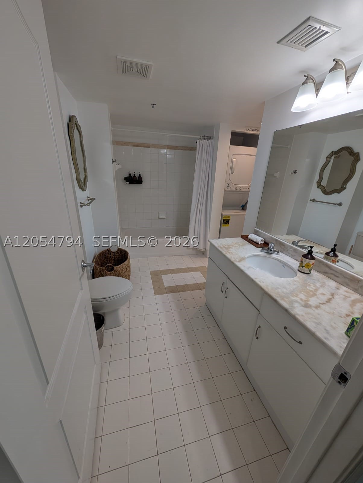 1200 S Brickell Bay Dr #3317, Miami FL 33131