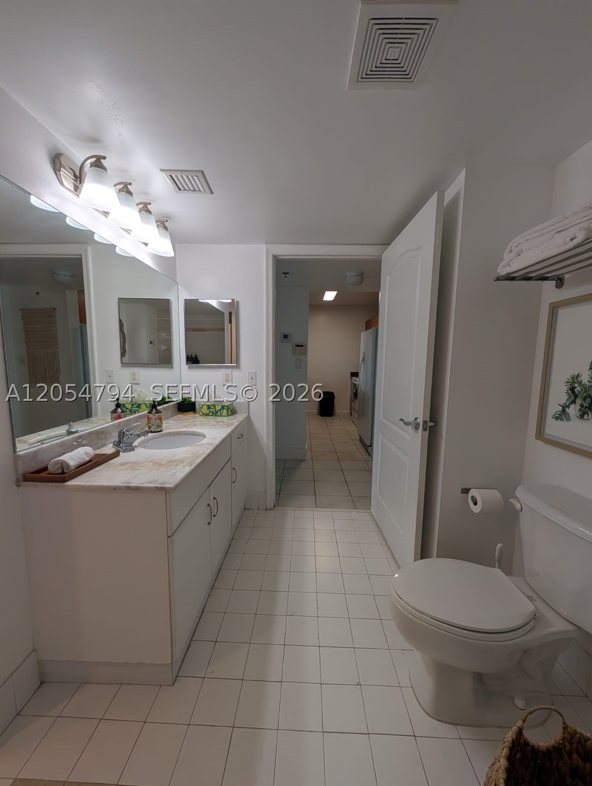 1200 S Brickell Bay Dr #3317, Miami FL 33131