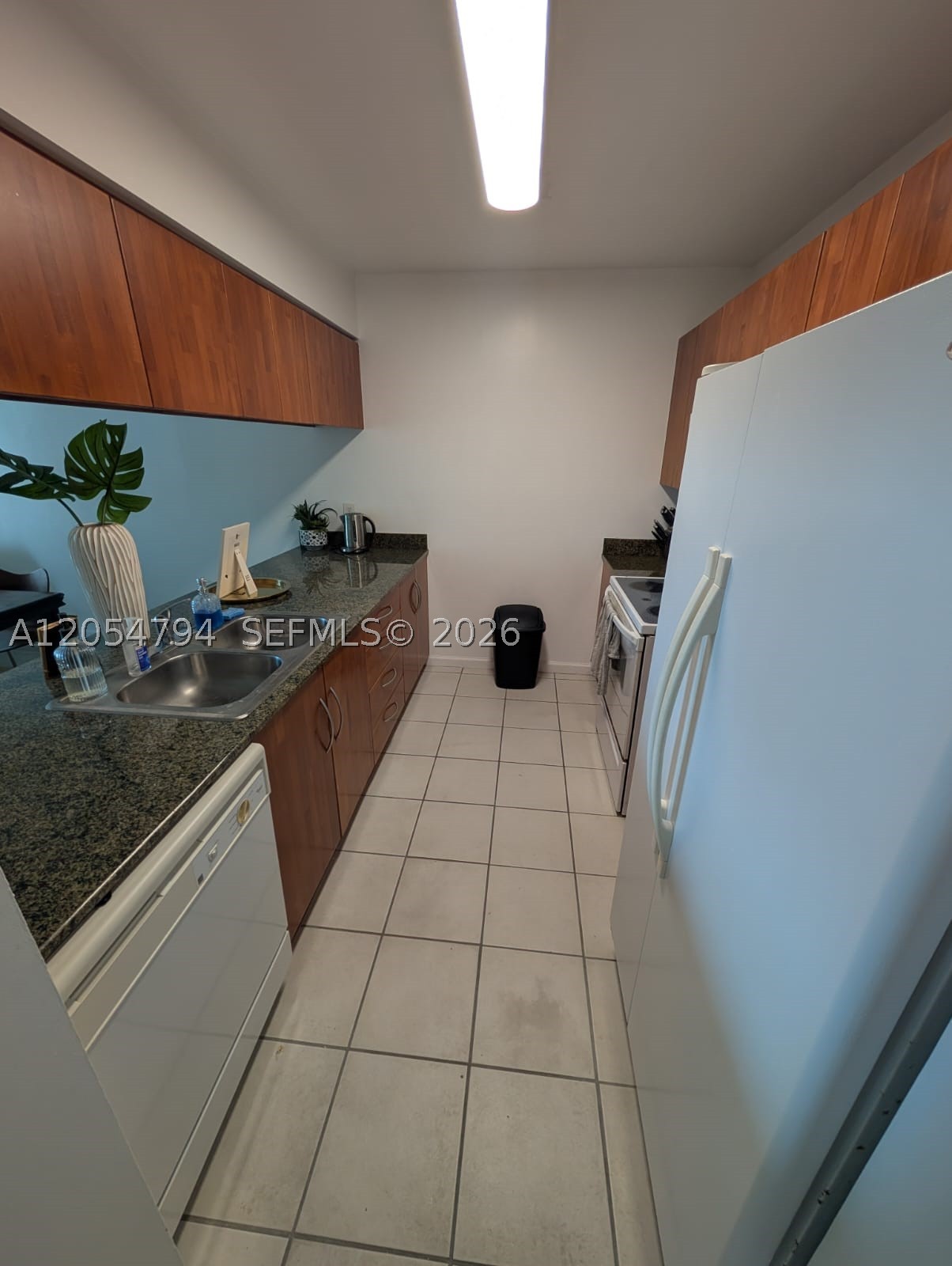 1200 S Brickell Bay Dr #3317, Miami FL 33131
