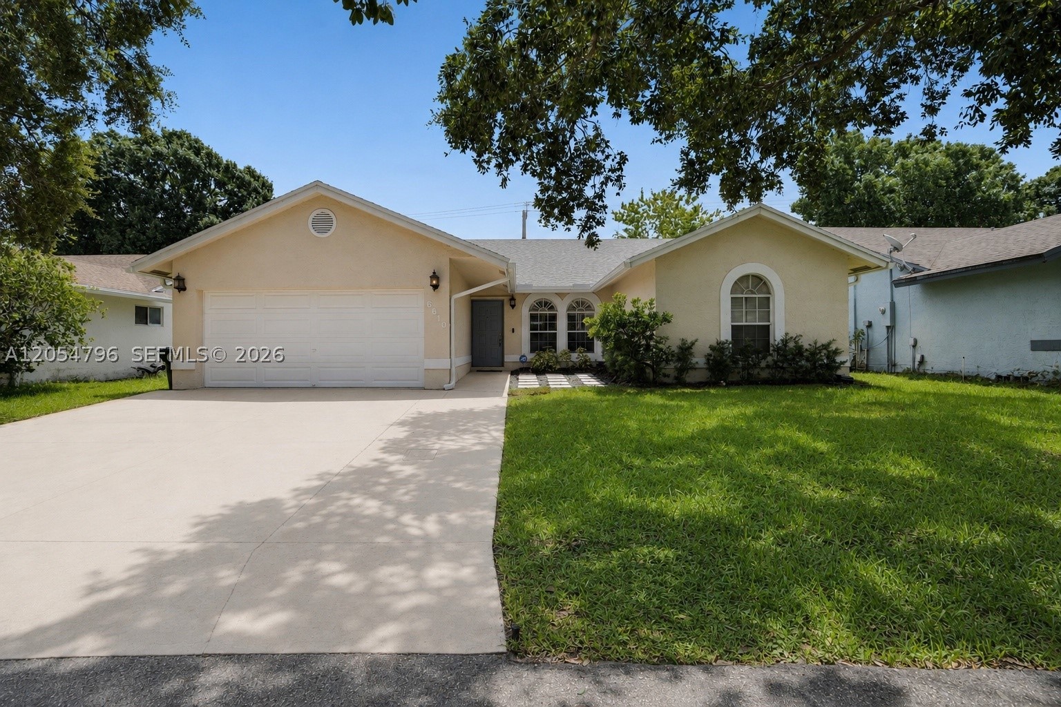 6610 NW 41st Ter, Coconut Creek FL 33073