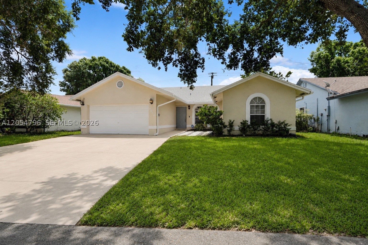 6610 NW 41st Ter, Coconut Creek FL 33073