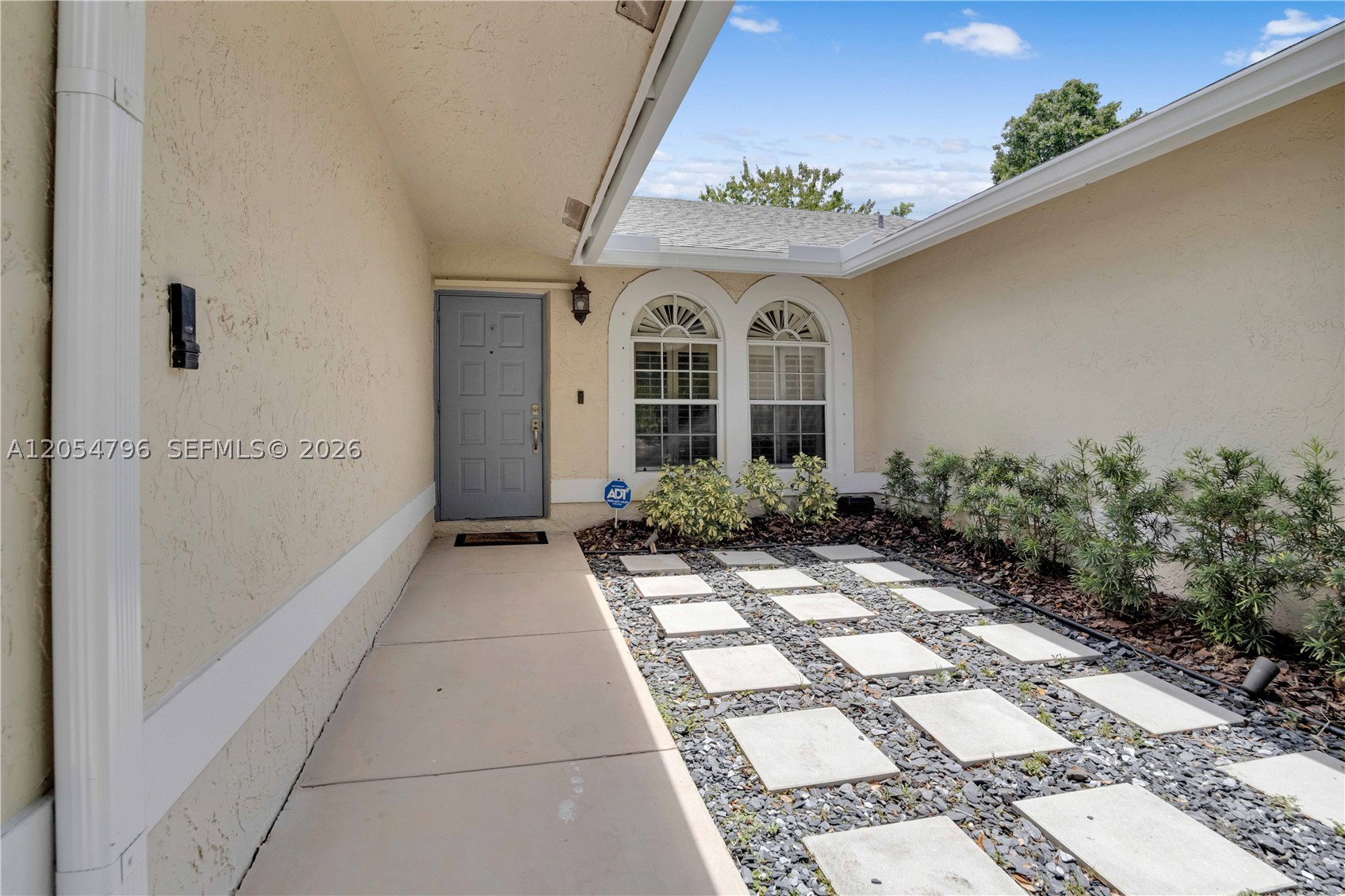 6610 NW 41st Ter, Coconut Creek FL 33073
