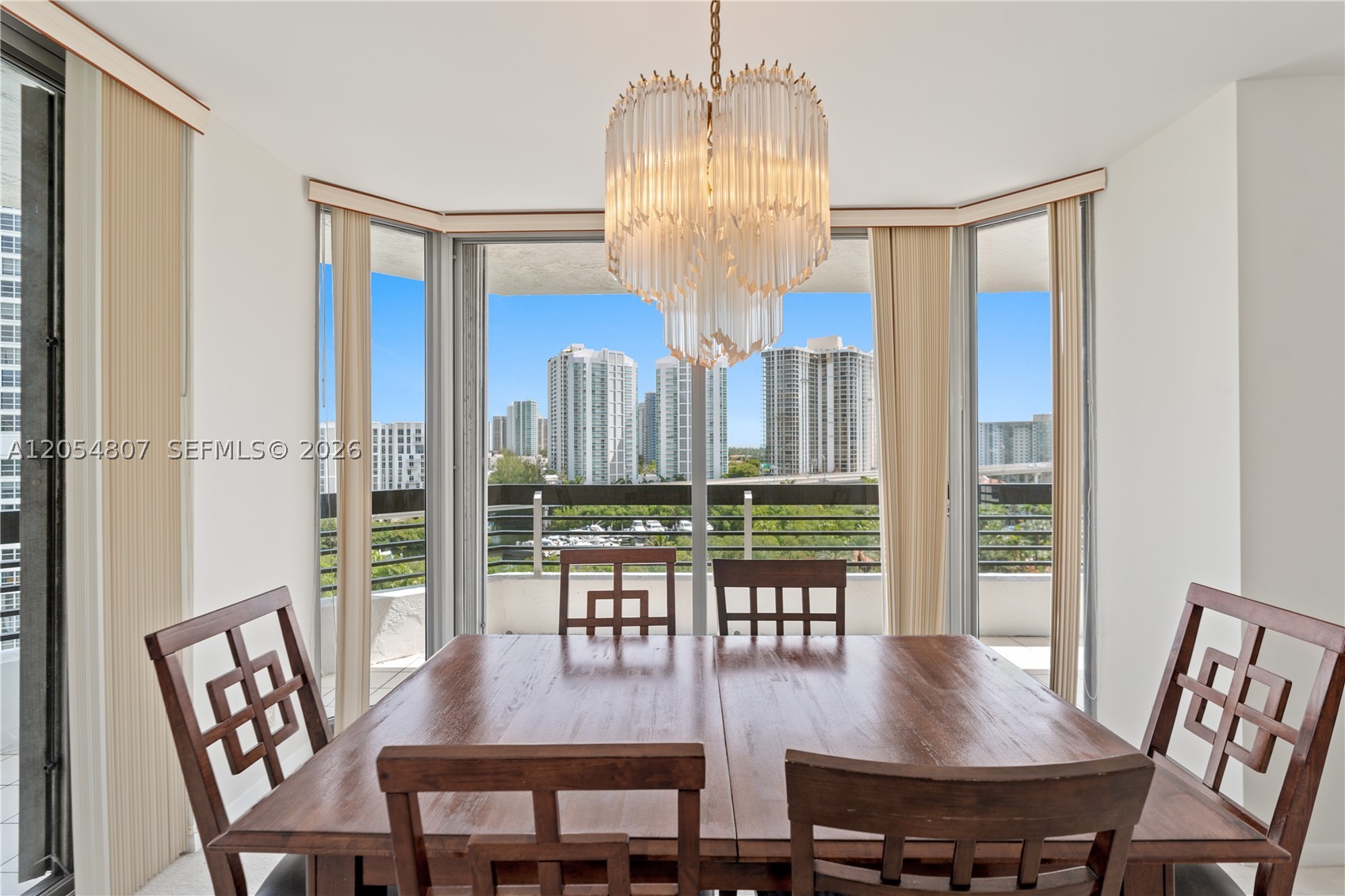 3600 Mystic Pointe Dr #1207, Aventura FL 33180
