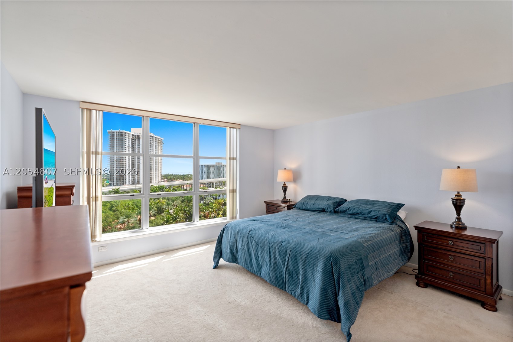 3600 Mystic Pointe Dr #1207, Aventura FL 33180