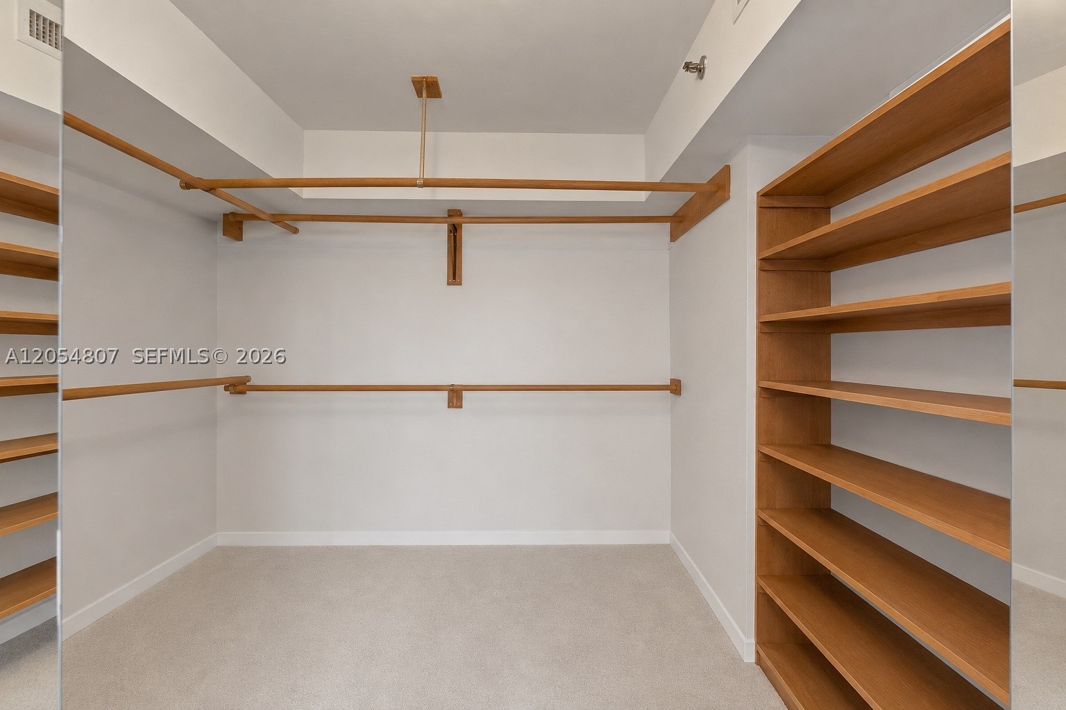 3600 Mystic Pointe Dr #1207, Aventura FL 33180