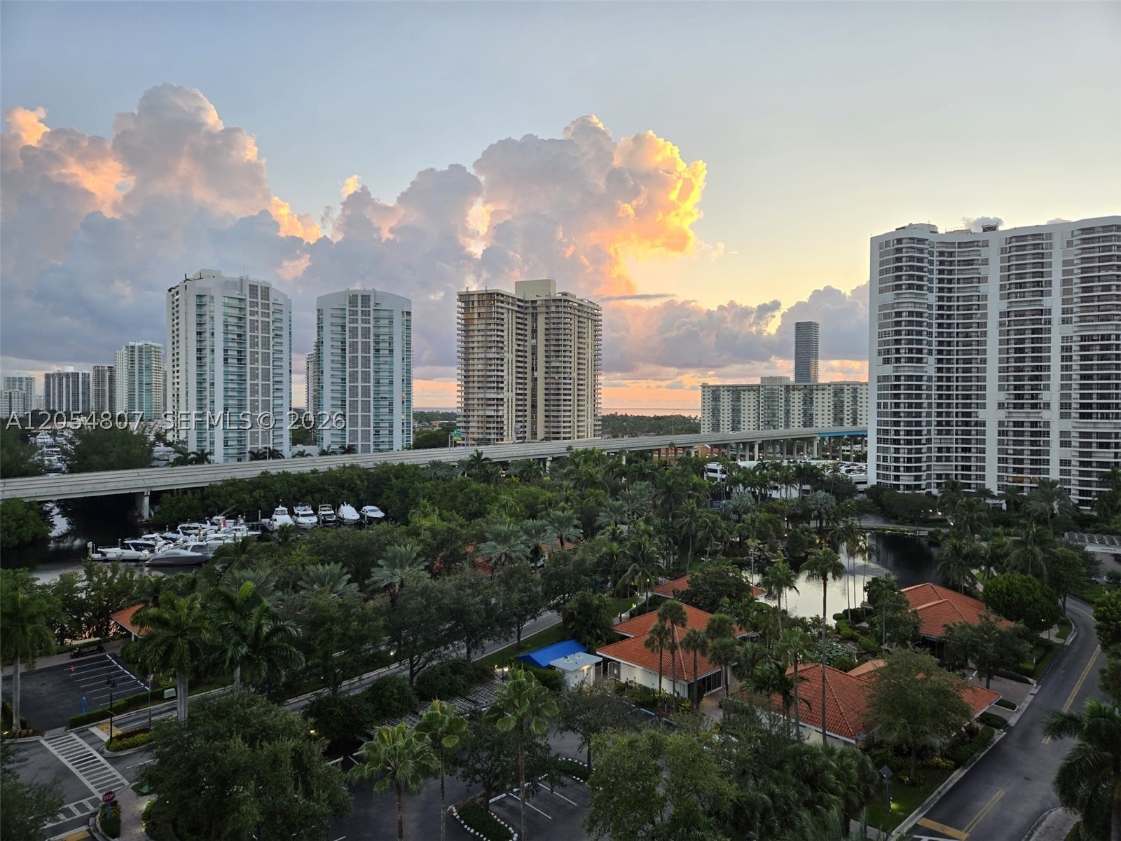 3600 Mystic Pointe Dr #1207, Aventura FL 33180