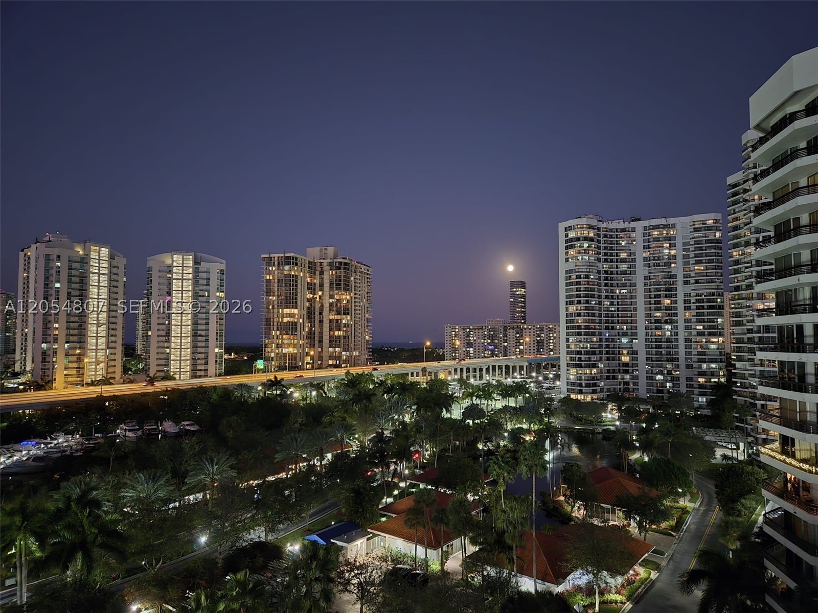 3600 Mystic Pointe Dr #1207, Aventura FL 33180