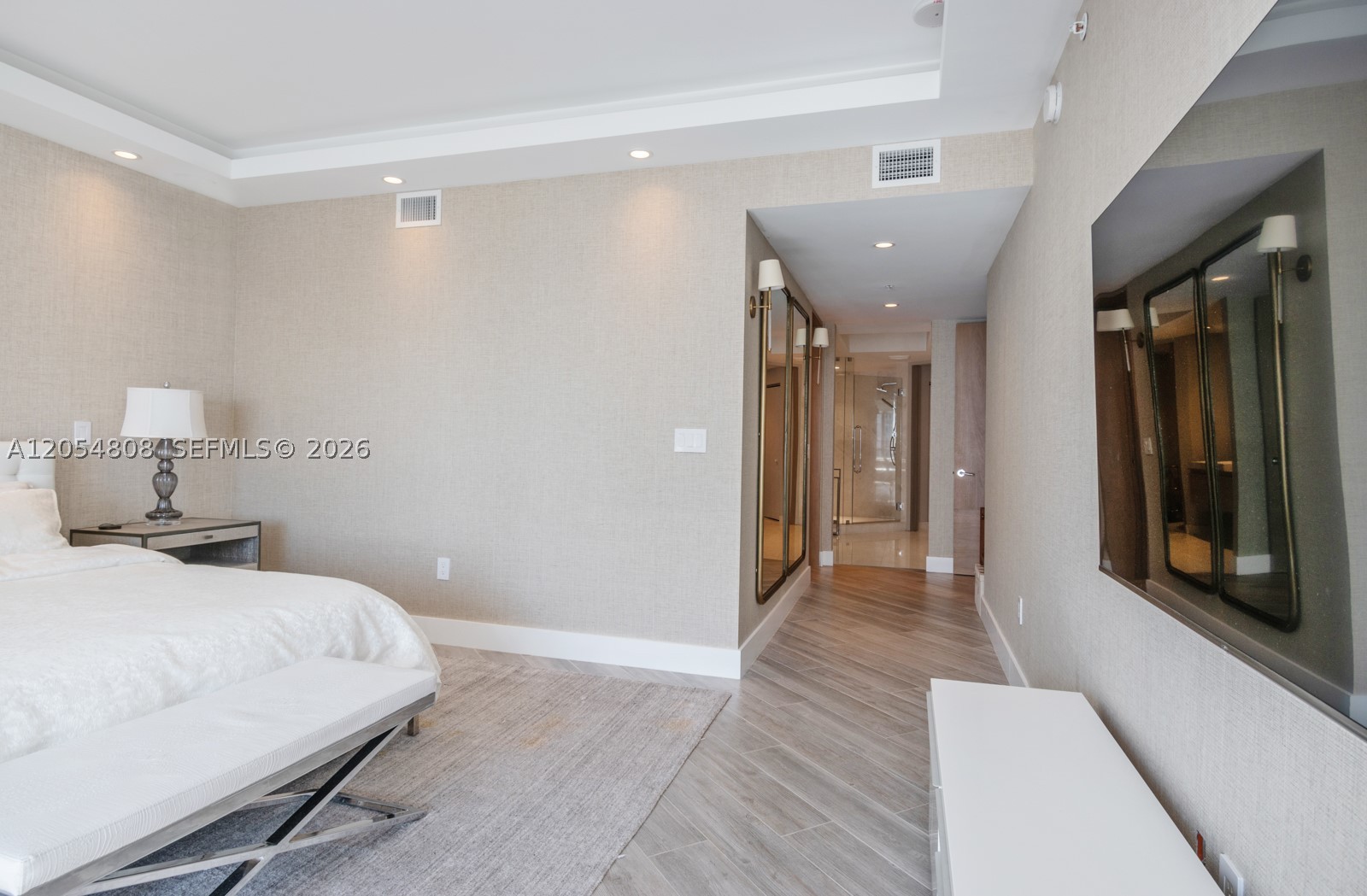 17301 Biscayne Blvd #1609, North Miami Beach FL 33160