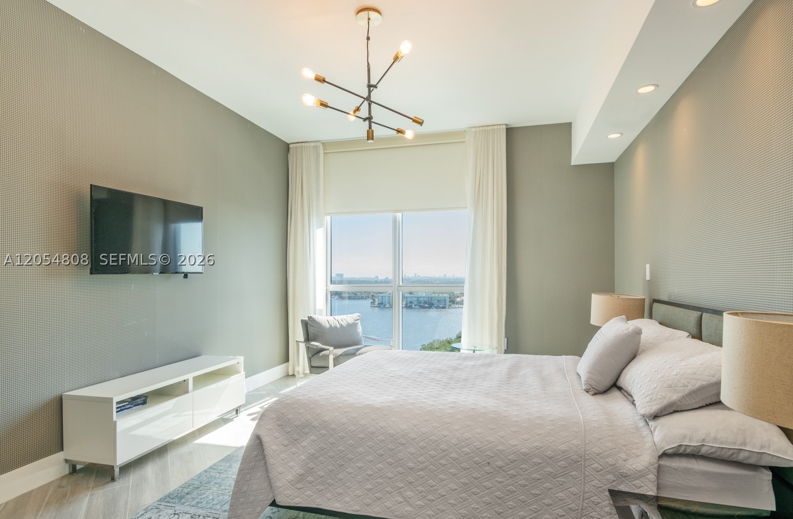 17301 Biscayne Blvd #1609, North Miami Beach FL 33160