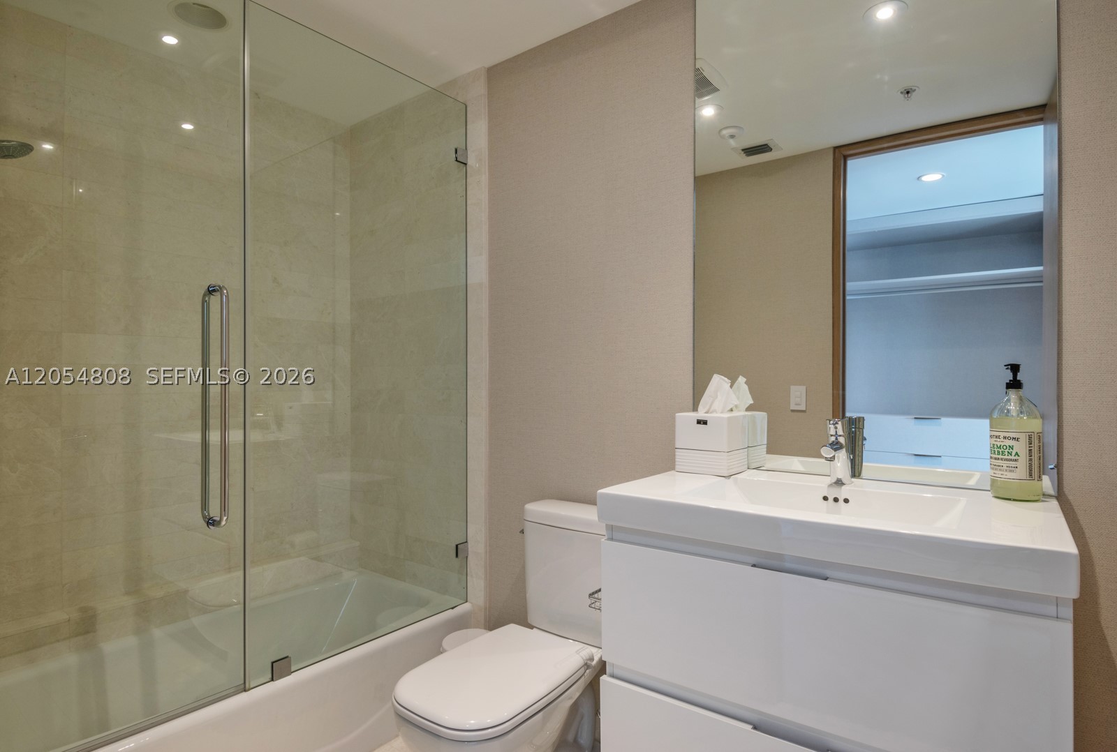 17301 Biscayne Blvd #1609, North Miami Beach FL 33160