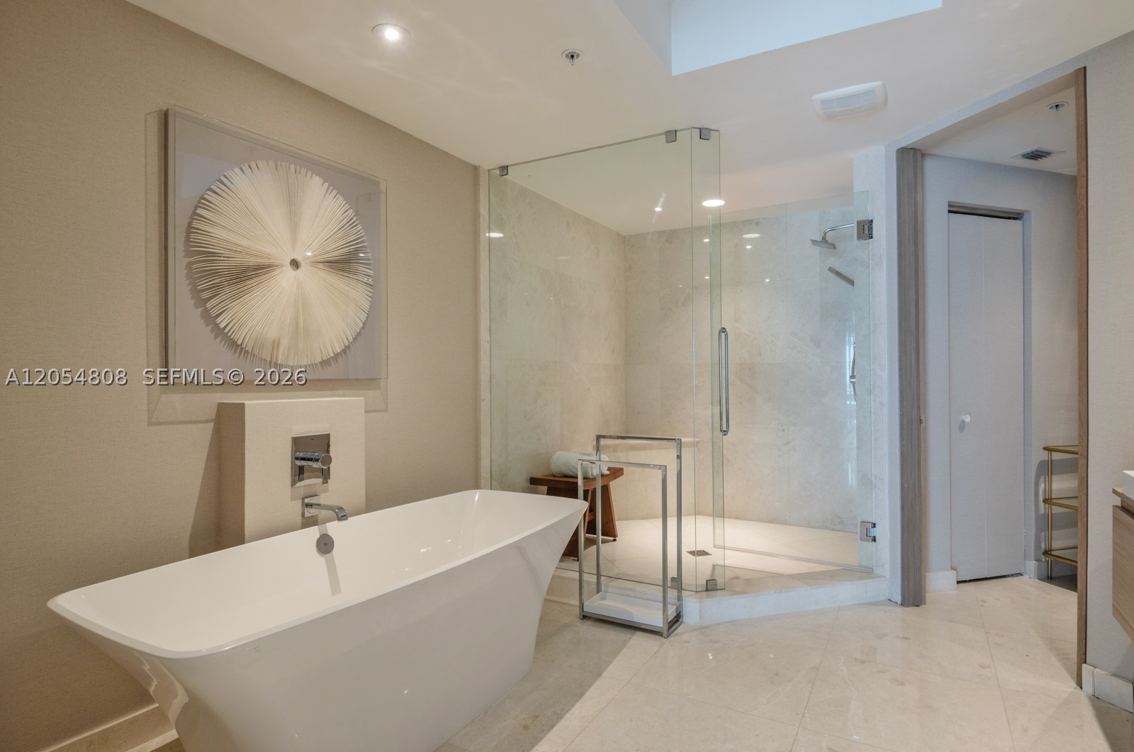 17301 Biscayne Blvd #1609, North Miami Beach FL 33160