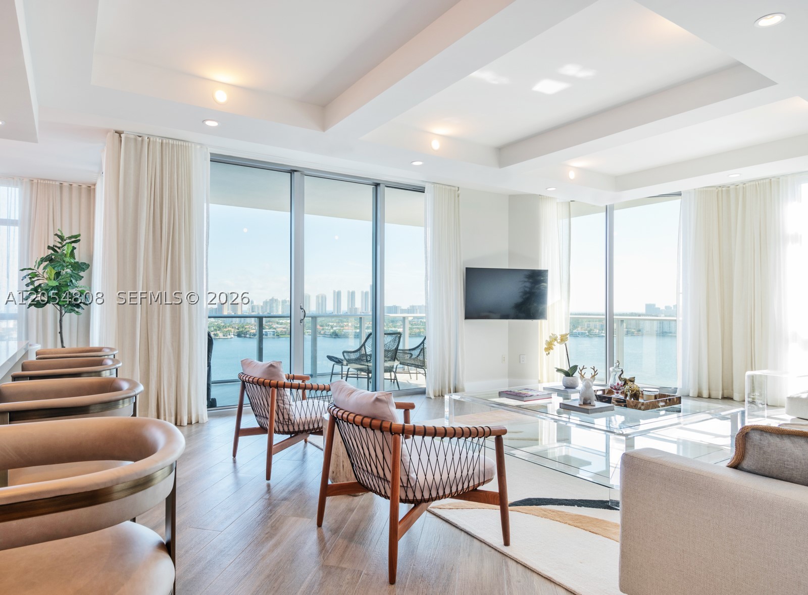 17301 Biscayne Blvd #1609, North Miami Beach FL 33160