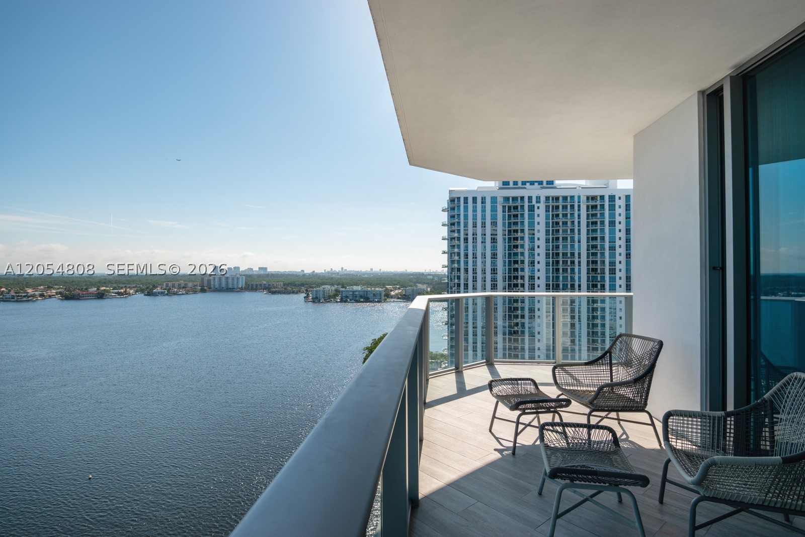 17301 Biscayne Blvd #1609, North Miami Beach FL 33160