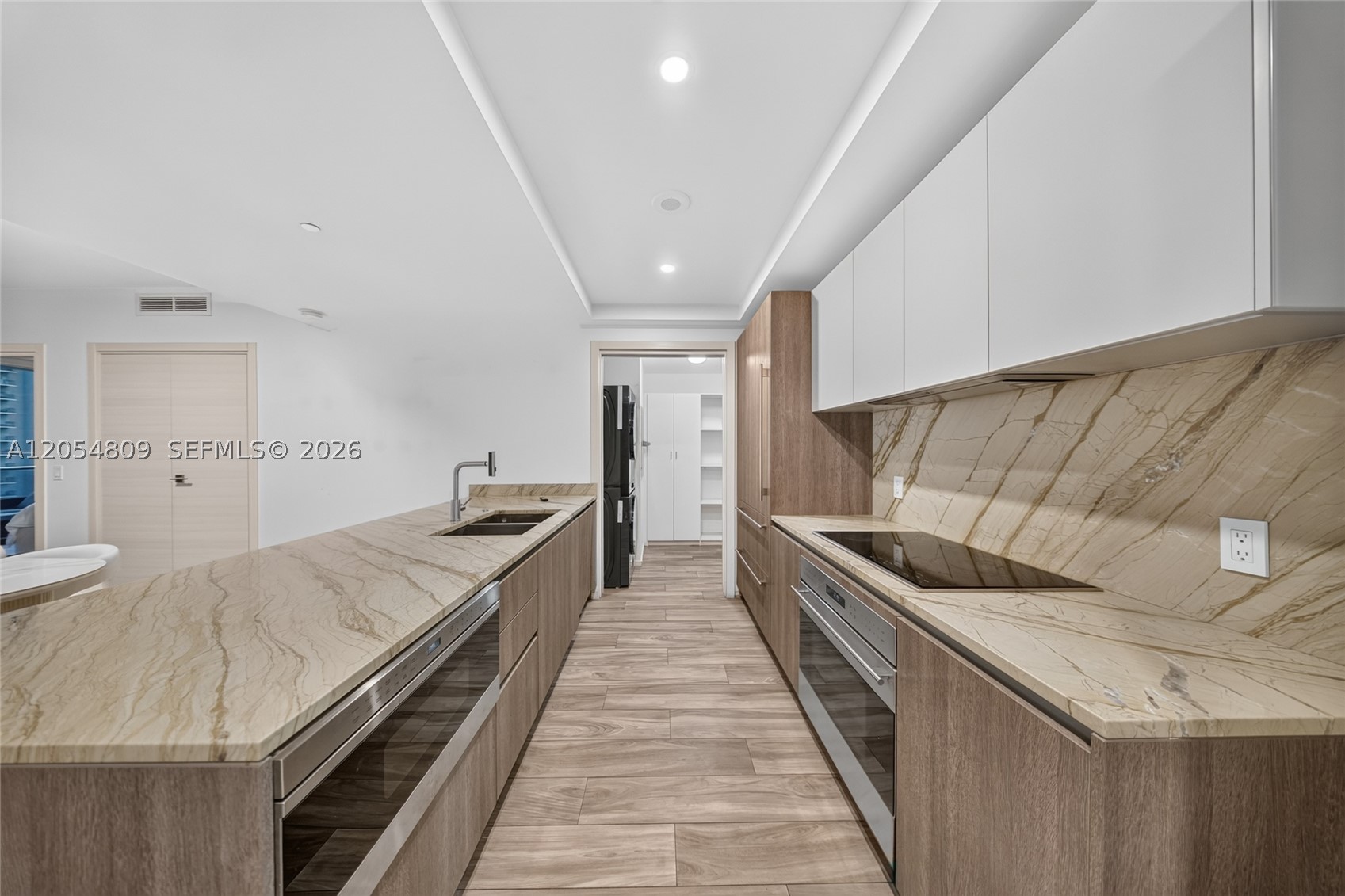 801 S Miami Ave #3010, Miami FL 33130