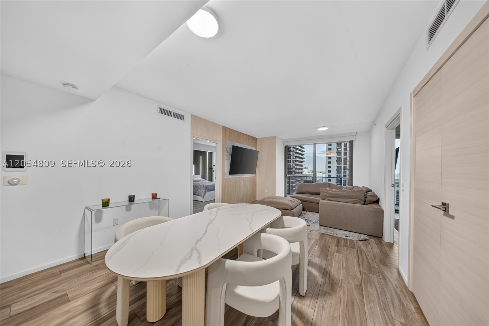801 S Miami Ave #3010, Miami FL 33130