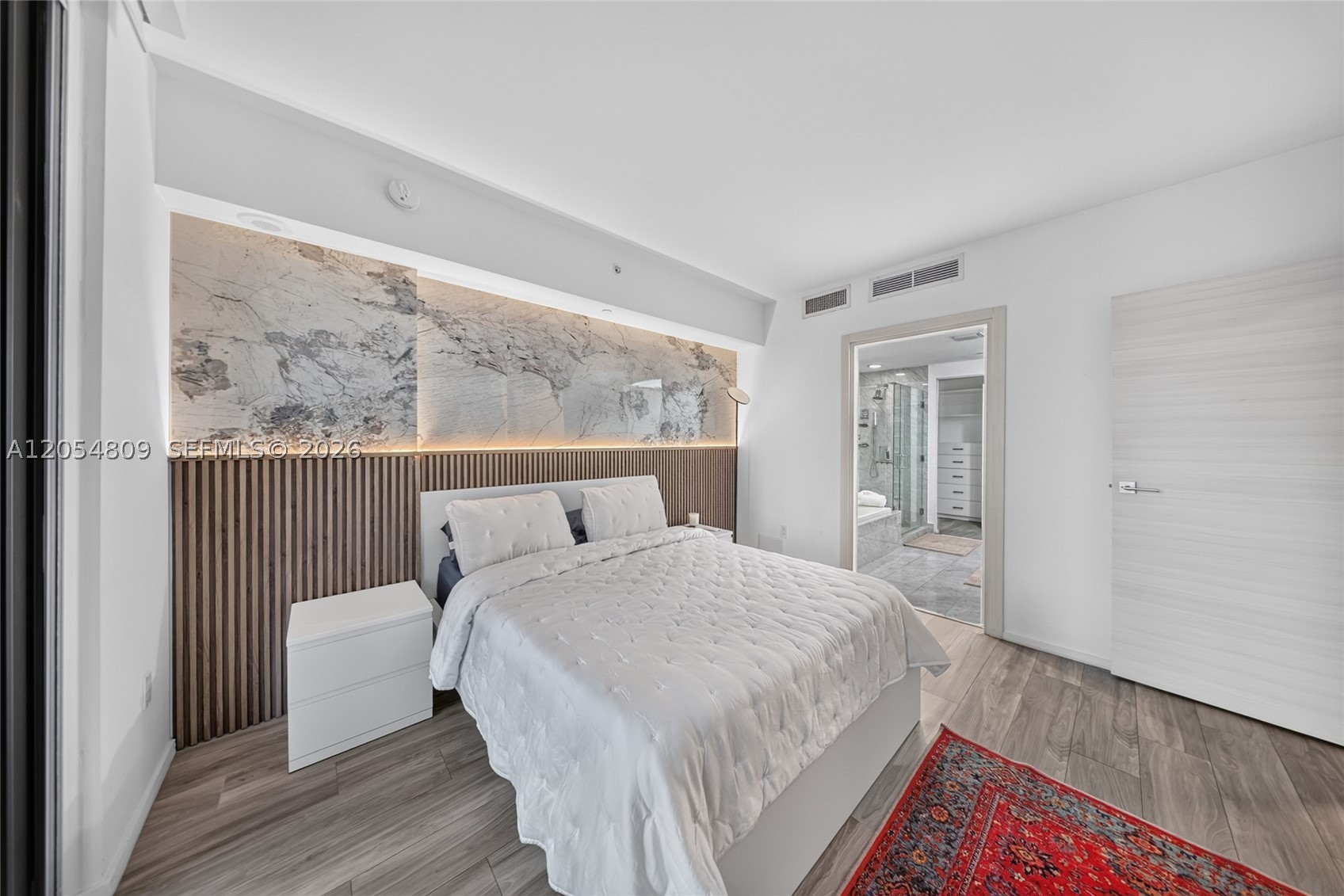 801 S Miami Ave #3010, Miami FL 33130