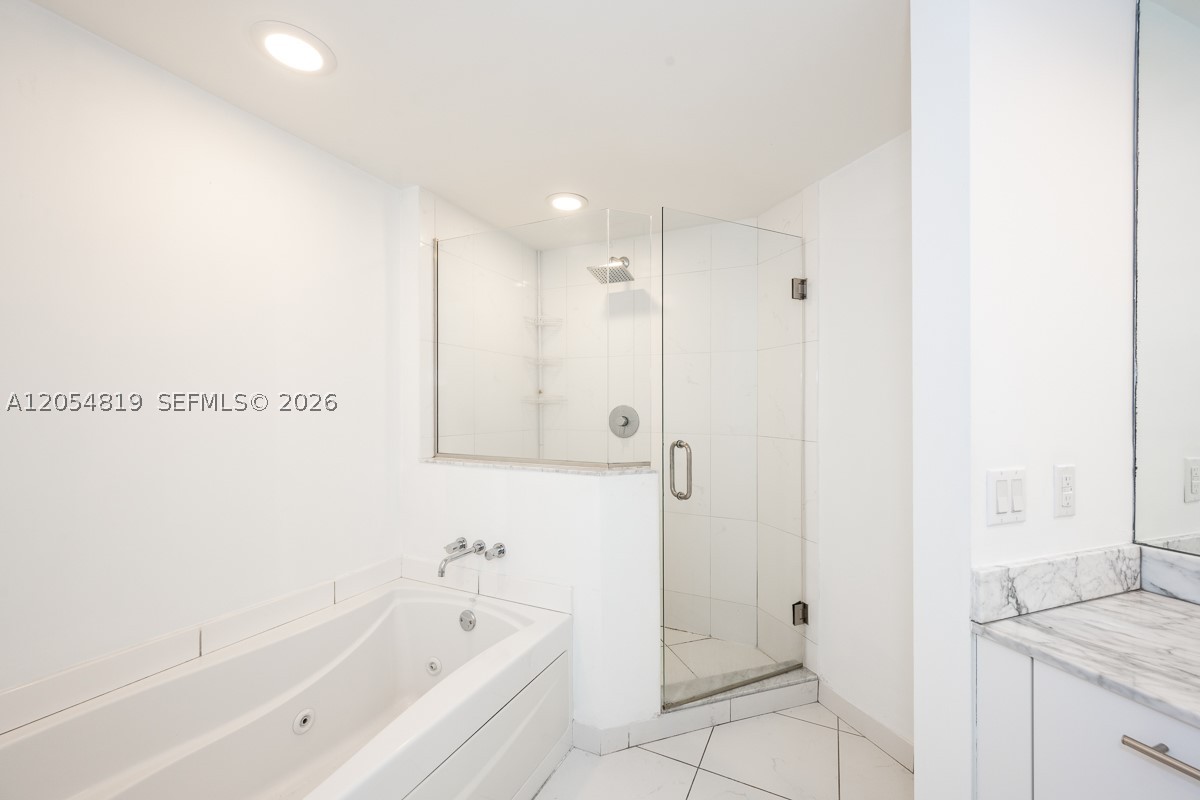 55 SE 6 STREET #2210, Miami FL 33131