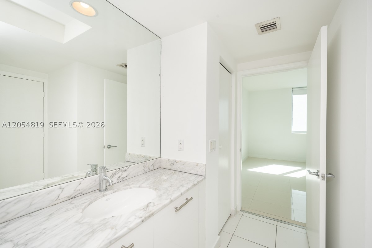 55 SE 6 STREET #2210, Miami FL 33131