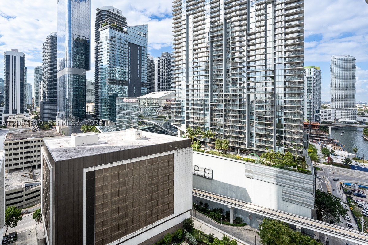 55 SE 6 STREET #2210, Miami FL 33131