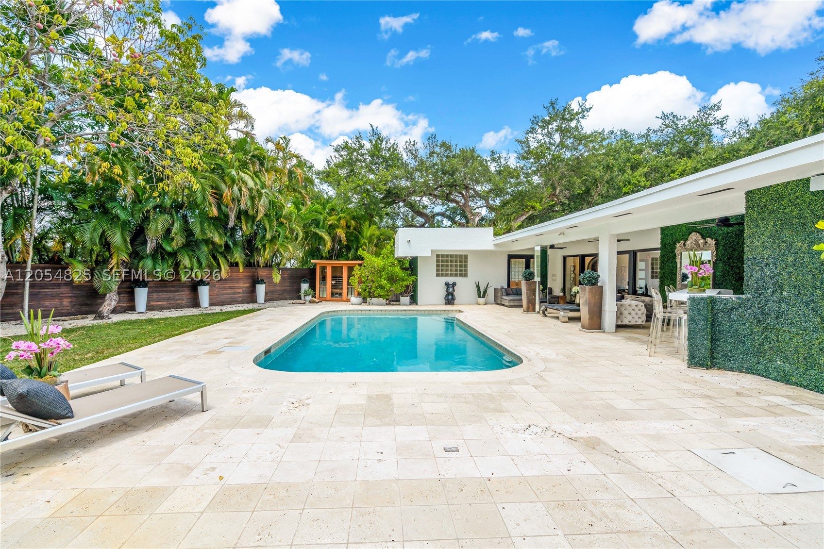 19130 NE 21st Ave, North Miami Beach FL 33179