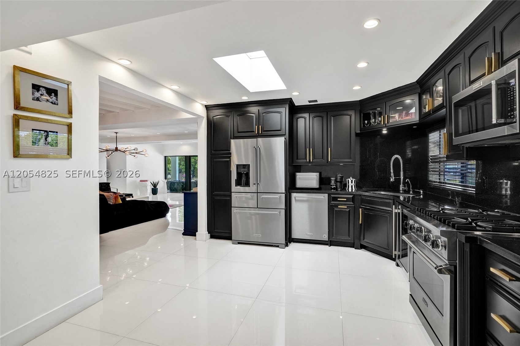 19130 NE 21st Ave, North Miami Beach FL 33179