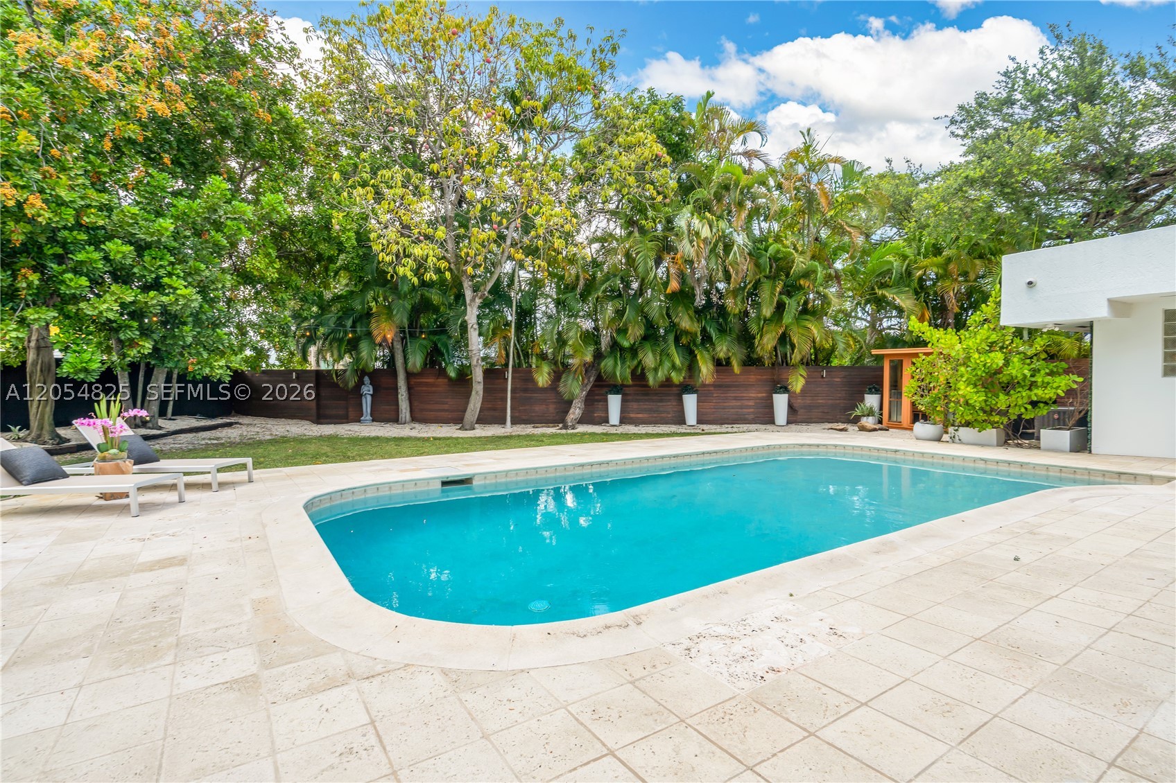 19130 NE 21st Ave, North Miami Beach FL 33179