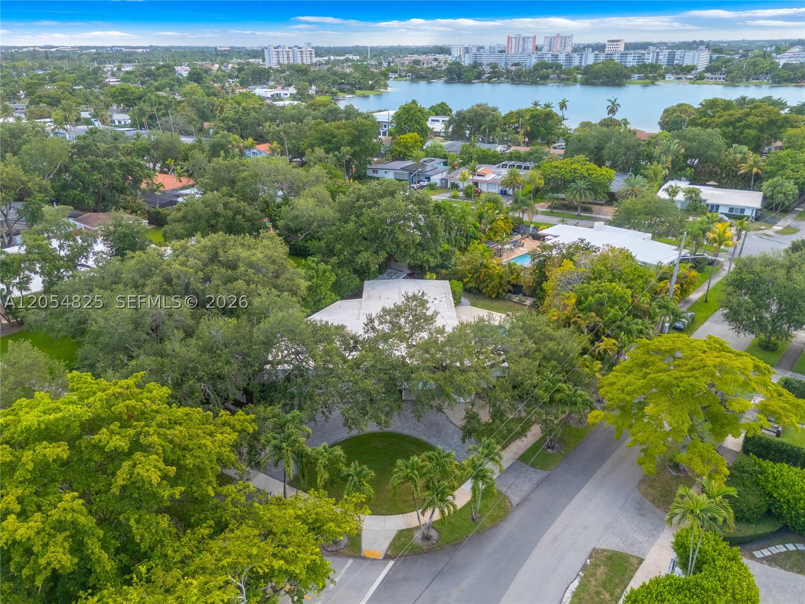 19130 NE 21st Ave, North Miami Beach FL 33179