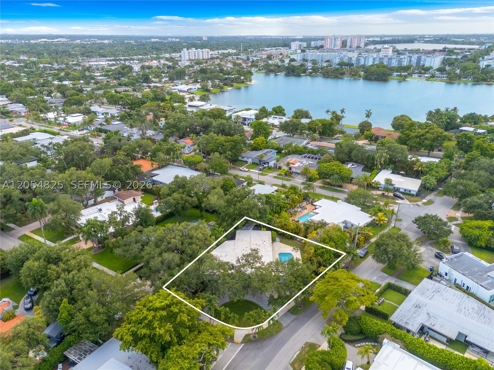 19130 NE 21st Ave, North Miami Beach FL 33179