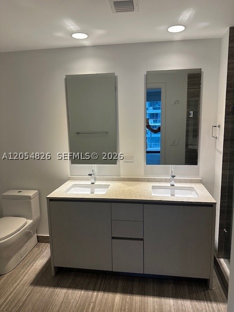 1010 Brickell Ave #2707, Miami FL 33131