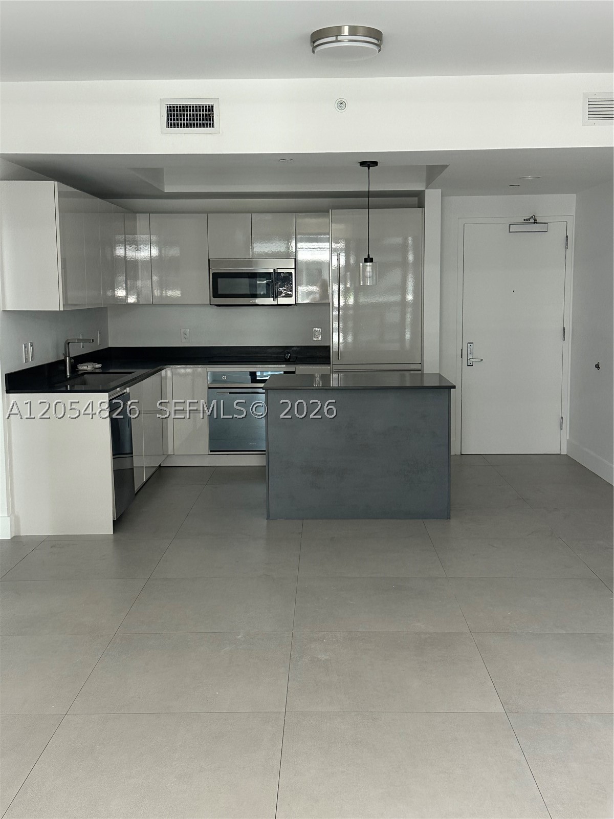1010 Brickell Ave #2707, Miami FL 33131