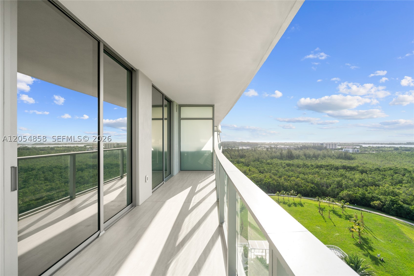 2411 Laguna Circle #1604, North Miami FL 33181