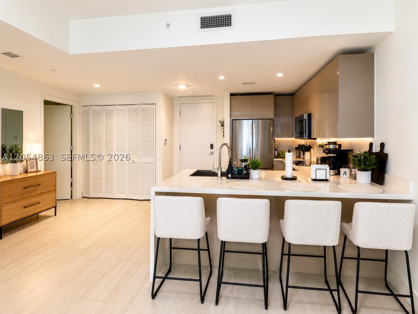 2000 METROPICA WAY #2011, Sunrise FL 33323