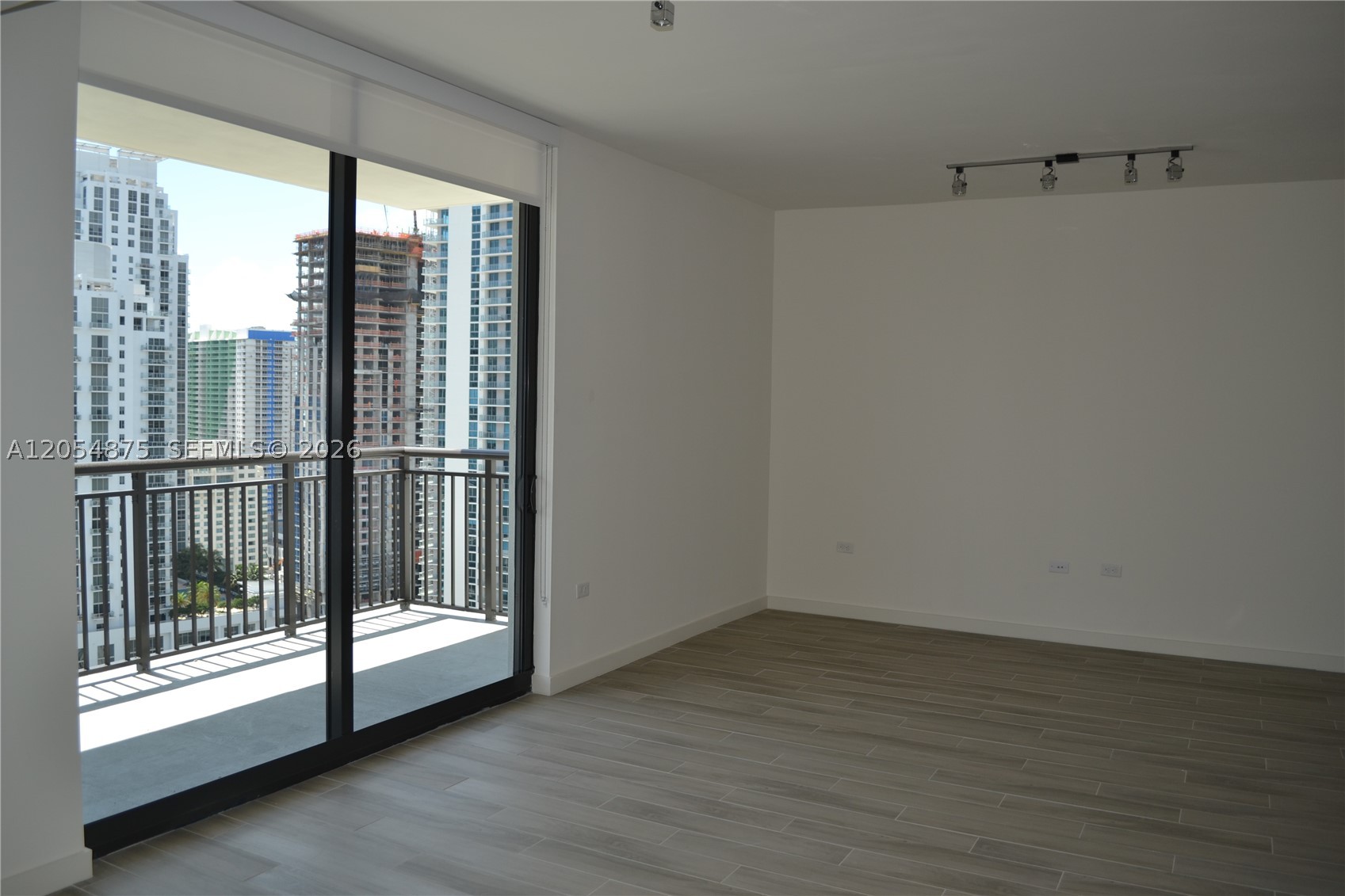 999 SW 1st Ave #3302, Miami FL 33130