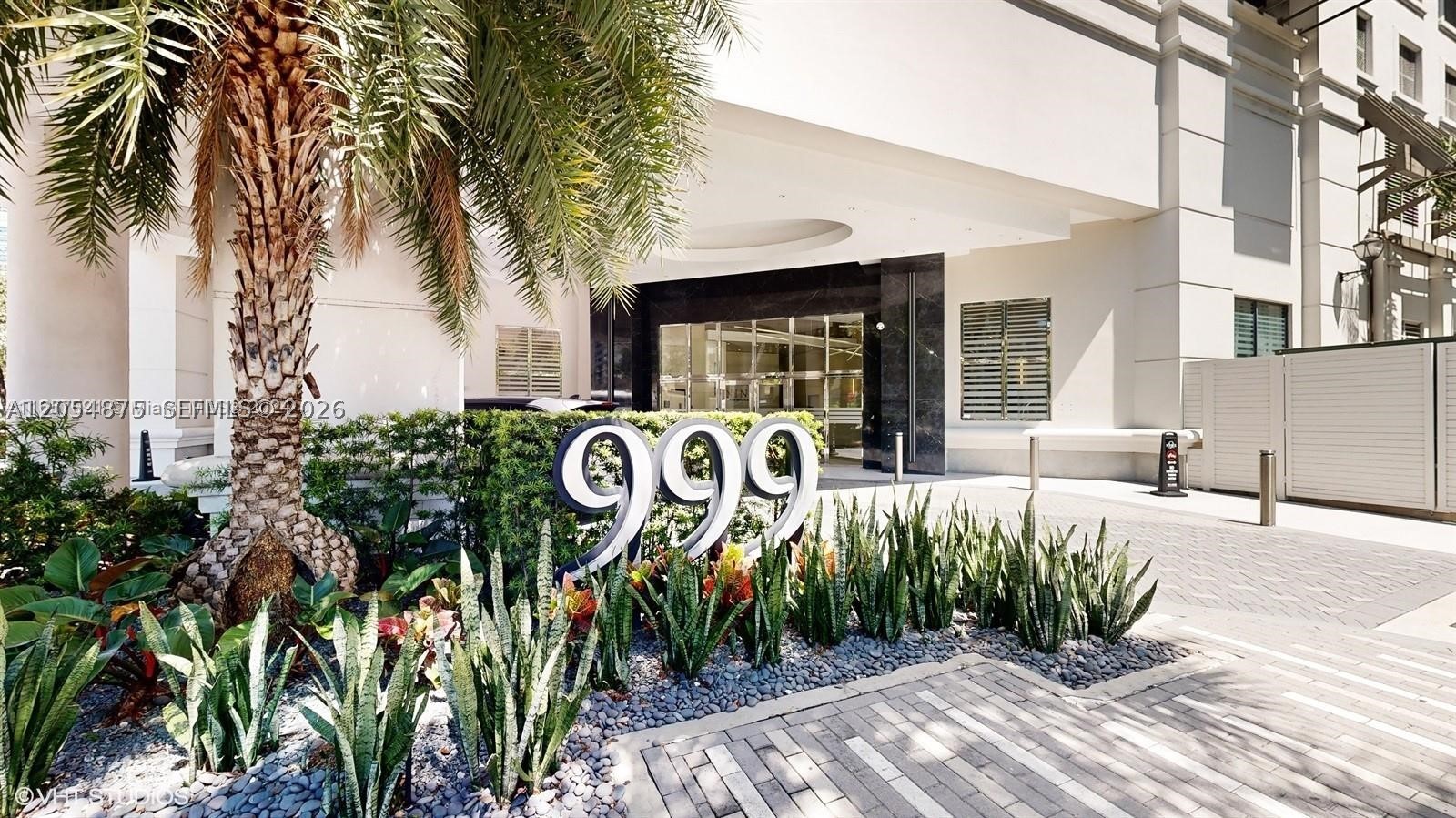 999 SW 1st Ave #3302, Miami FL 33130