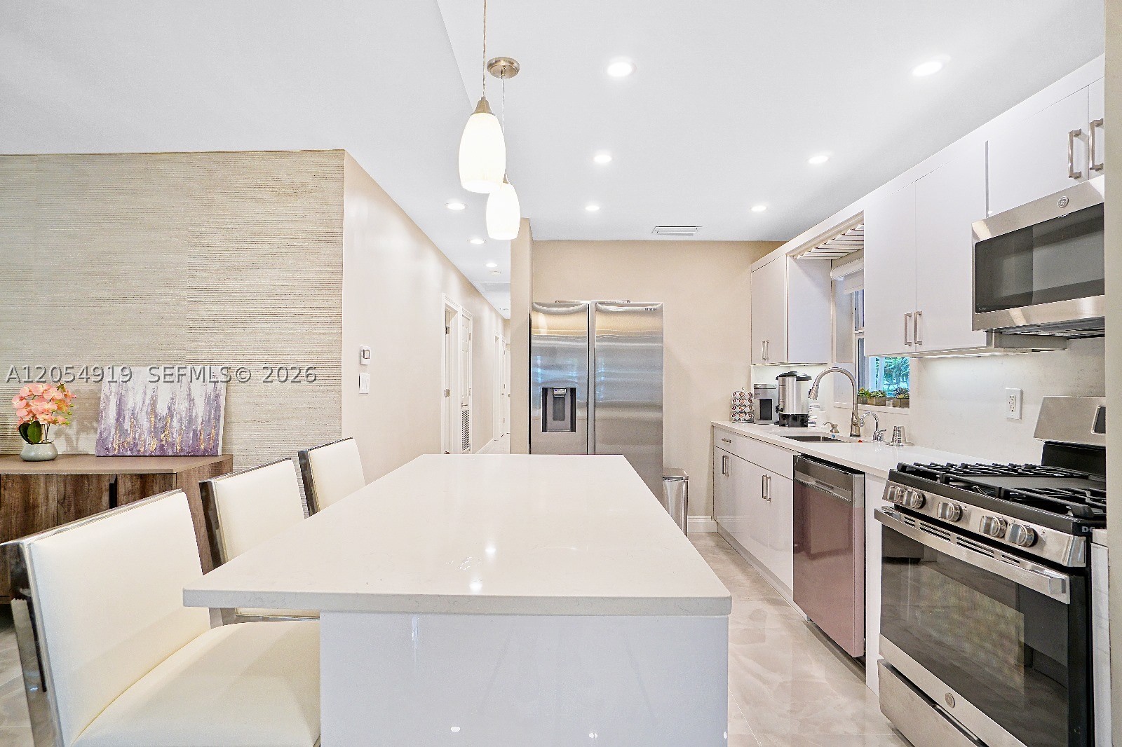 1266 NE 182nd St, North Miami Beach FL 33162