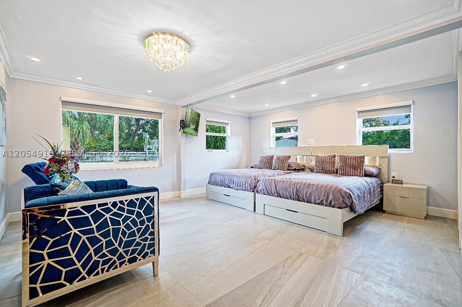 1266 NE 182nd St, North Miami Beach FL 33162