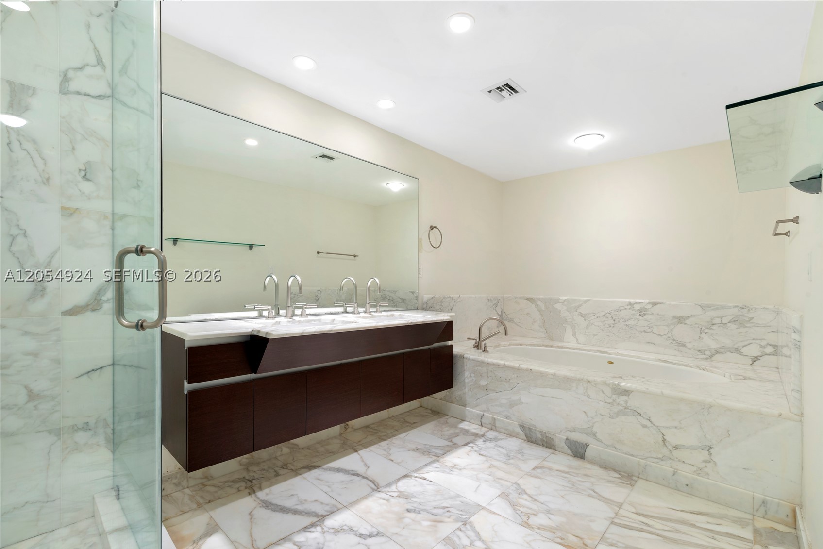 2627 S Bayshore Dr #1008, Miami FL 33133