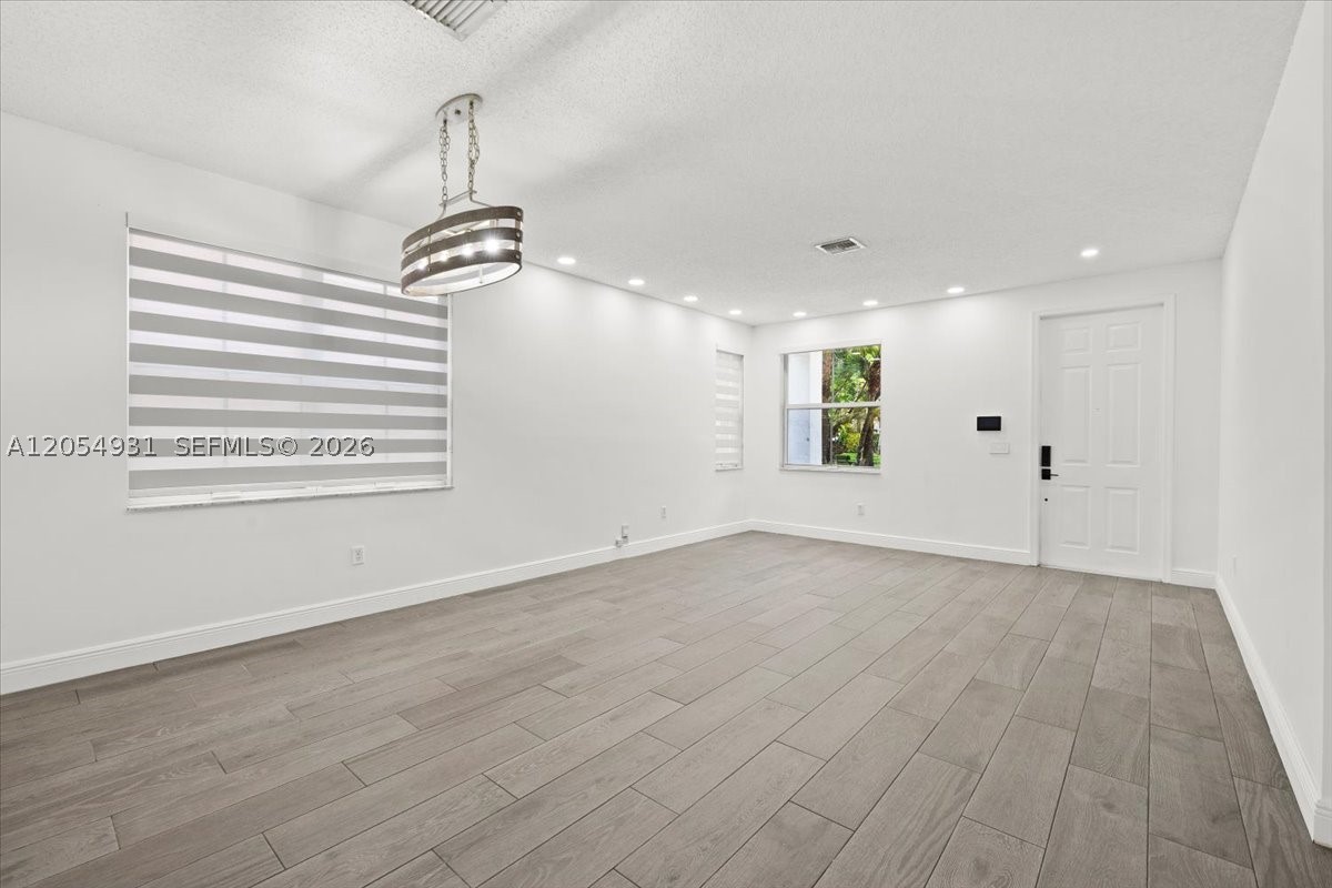 5014 SW 155th Ter, Miramar FL 33027