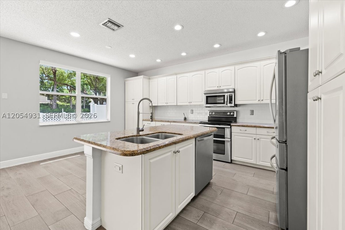 5014 SW 155th Ter, Miramar FL 33027