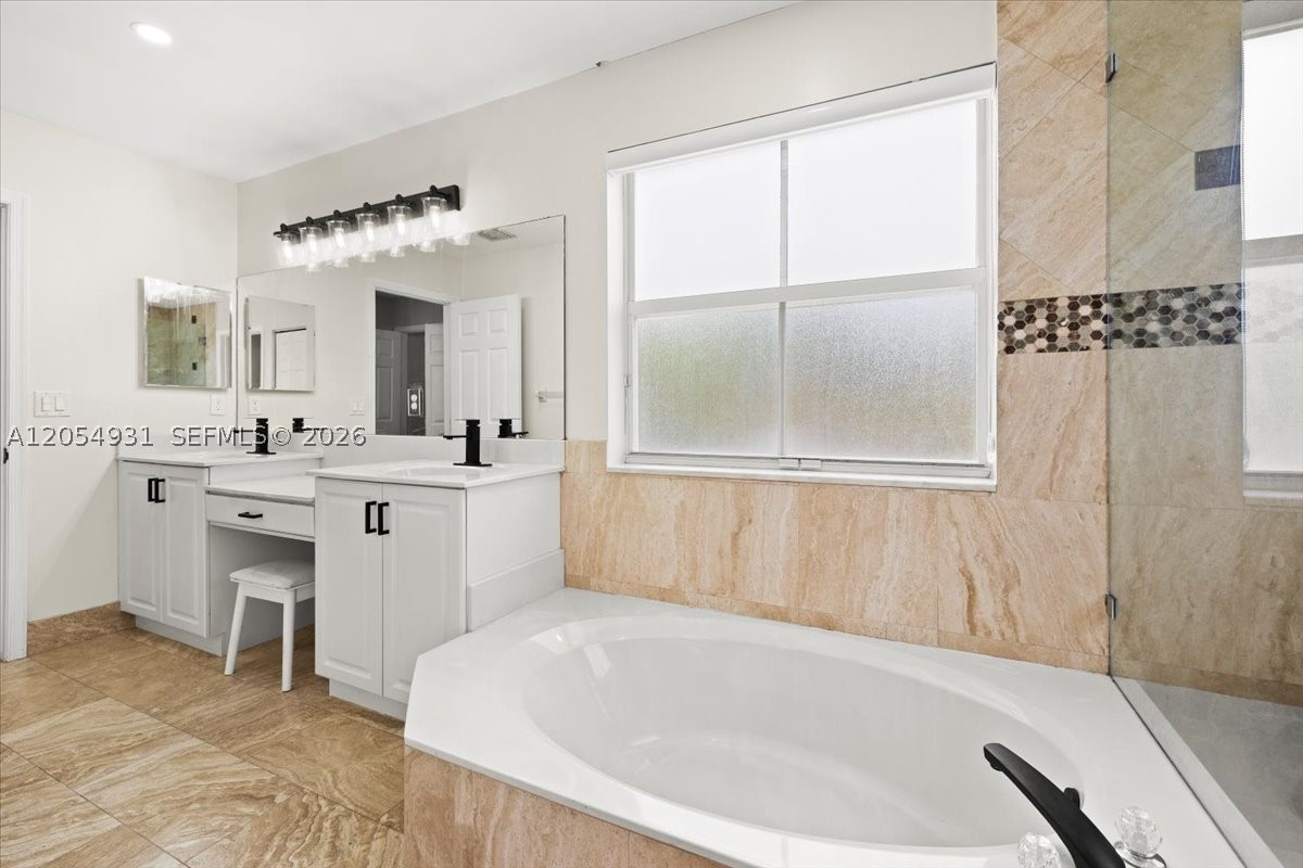 5014 SW 155th Ter, Miramar FL 33027
