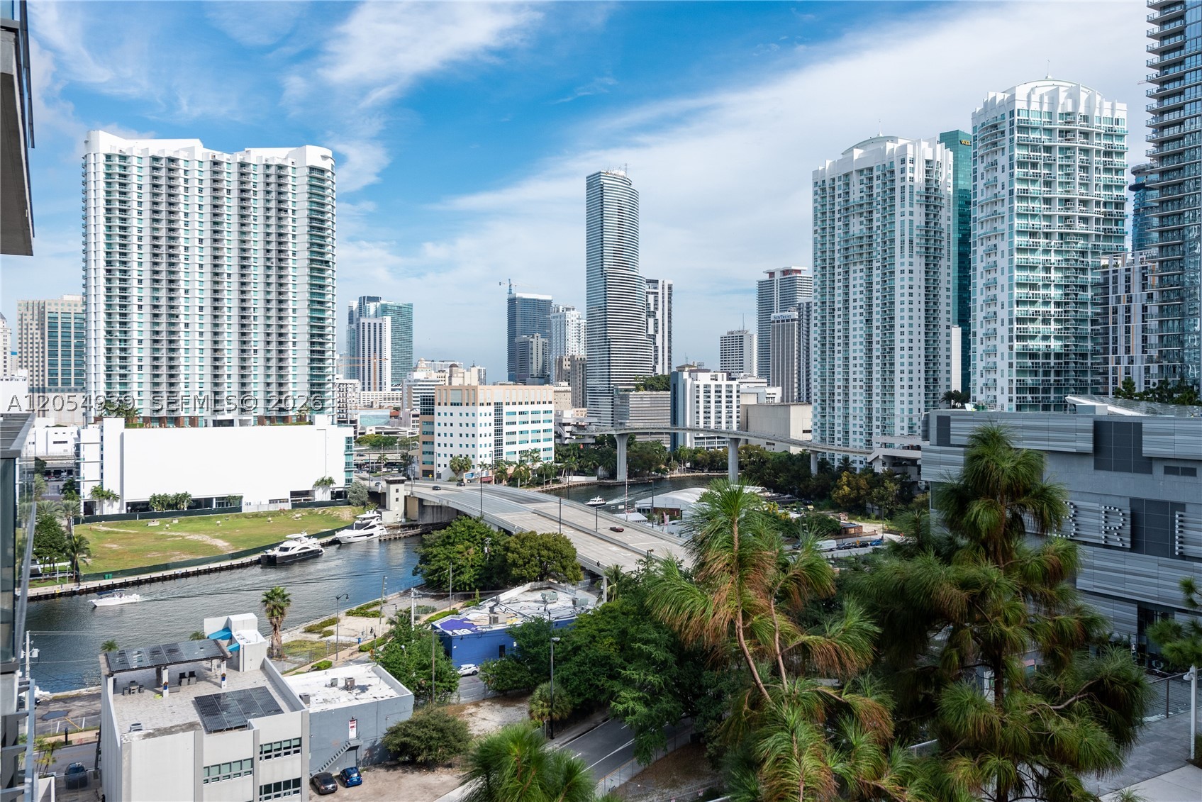 88 SW 7th St #3005, Miami FL 33130