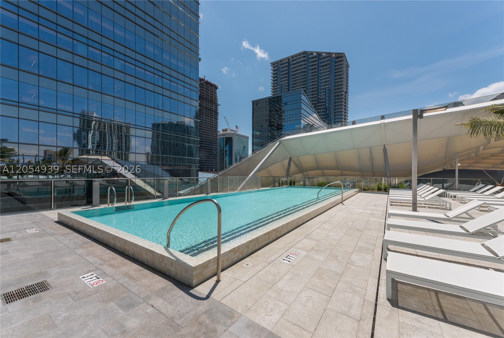 88 SW 7th St #3005, Miami FL 33130