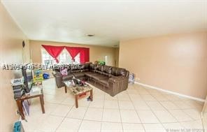 5333 NW 18th St #3A, Lauderhill FL 33313
