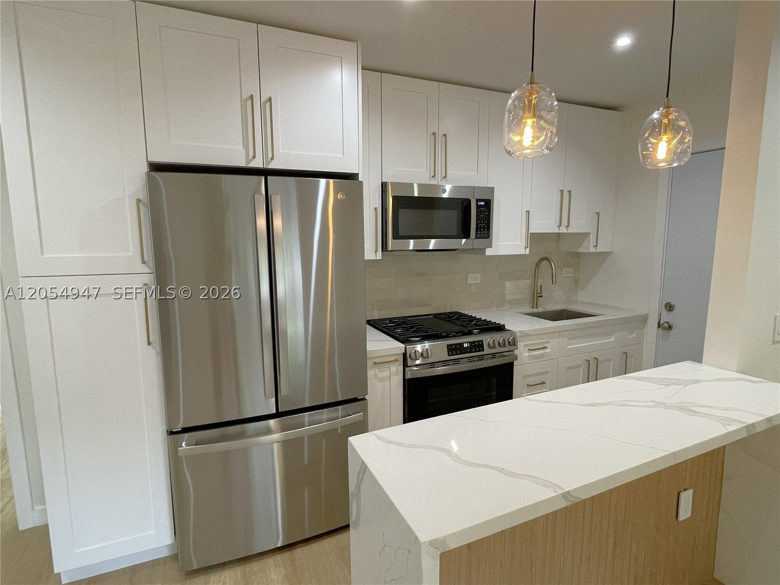 6310 SW 79th St #19, South Miami FL 33143