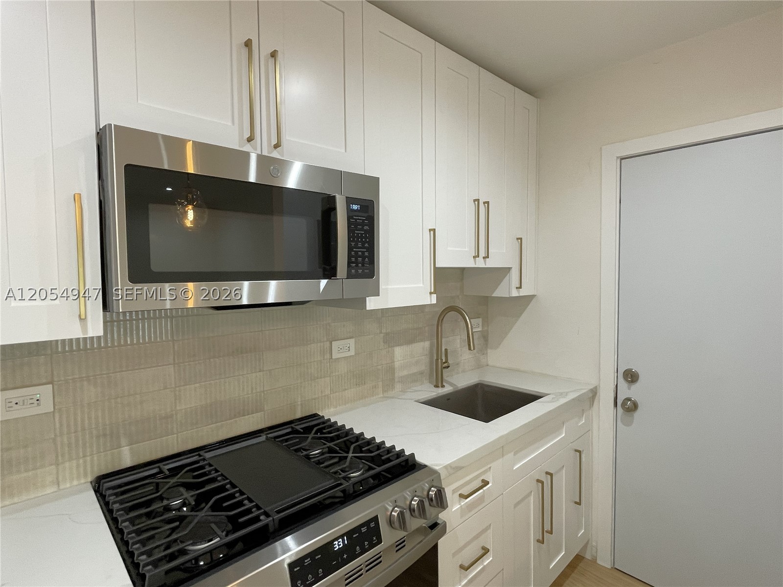 6310 SW 79th St #19, South Miami FL 33143