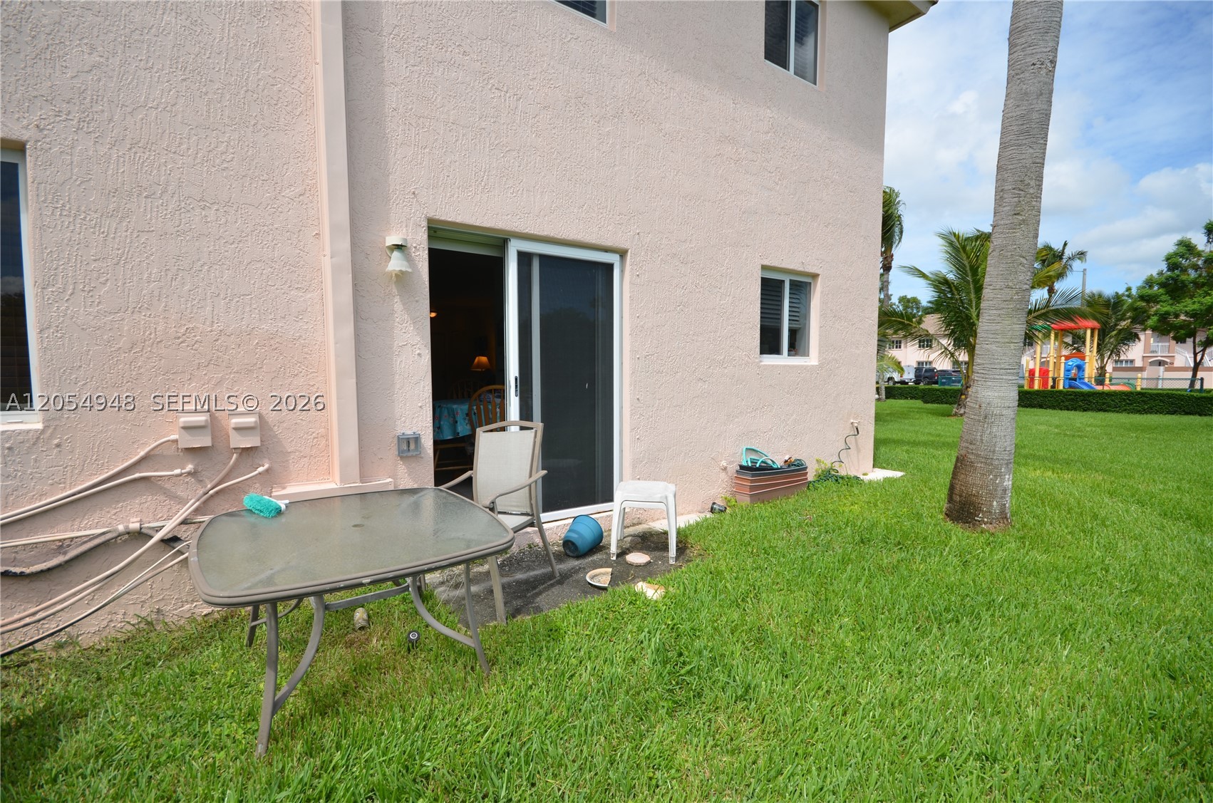 1270 SE 27th St #101, Homestead FL 33035