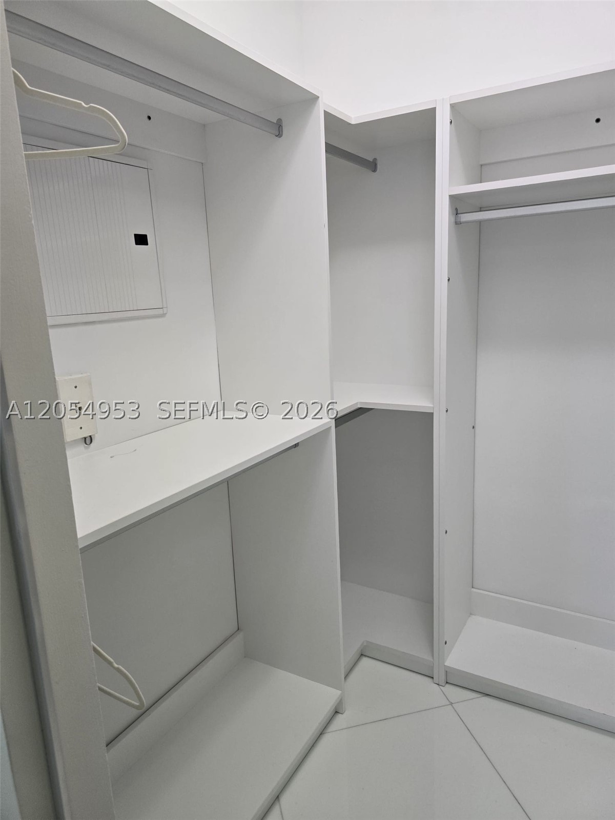 335 S Biscayne Blvd #907, Miami FL 33131