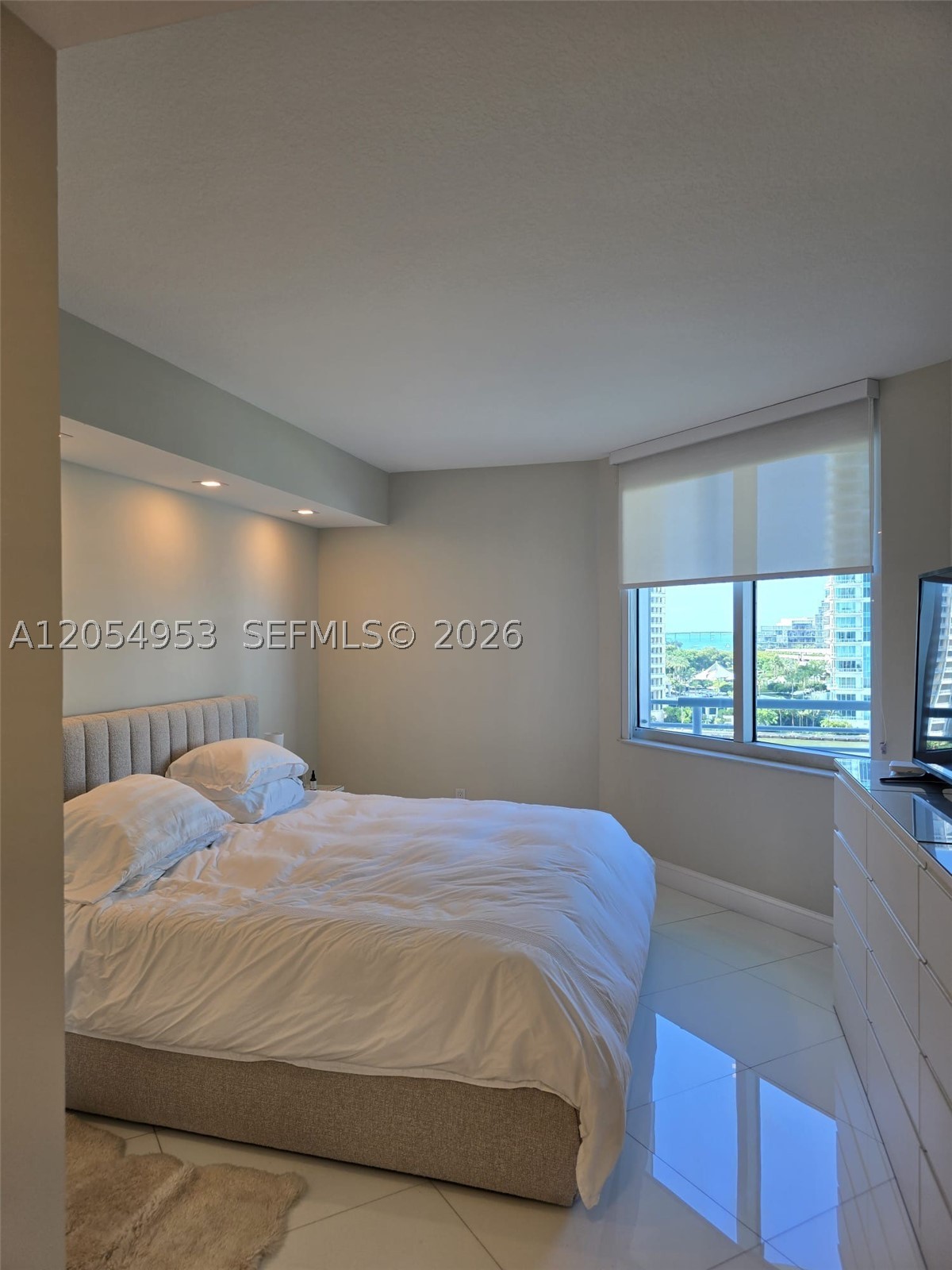 335 S Biscayne Blvd #907, Miami FL 33131