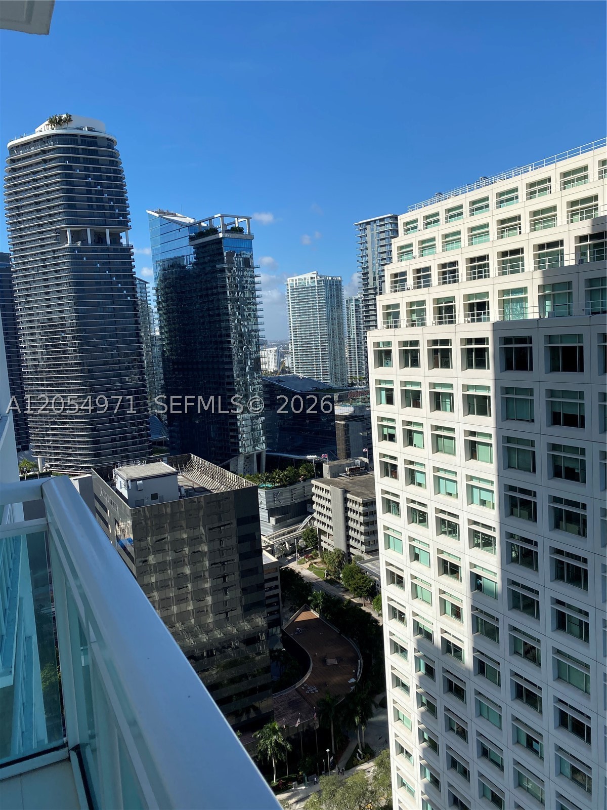950 Brickell Bay Dr #3208, Miami FL 33131